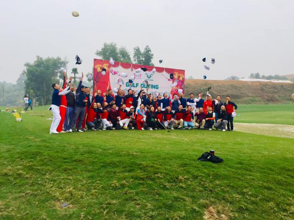 biet-thu-villa-homestay-ha-long-cho-thue-to-rong-lon-moi-dep-nhat-be-boi-rieng-2