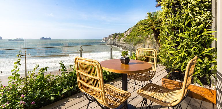 gia-phong-flamingo-cat-ba-17