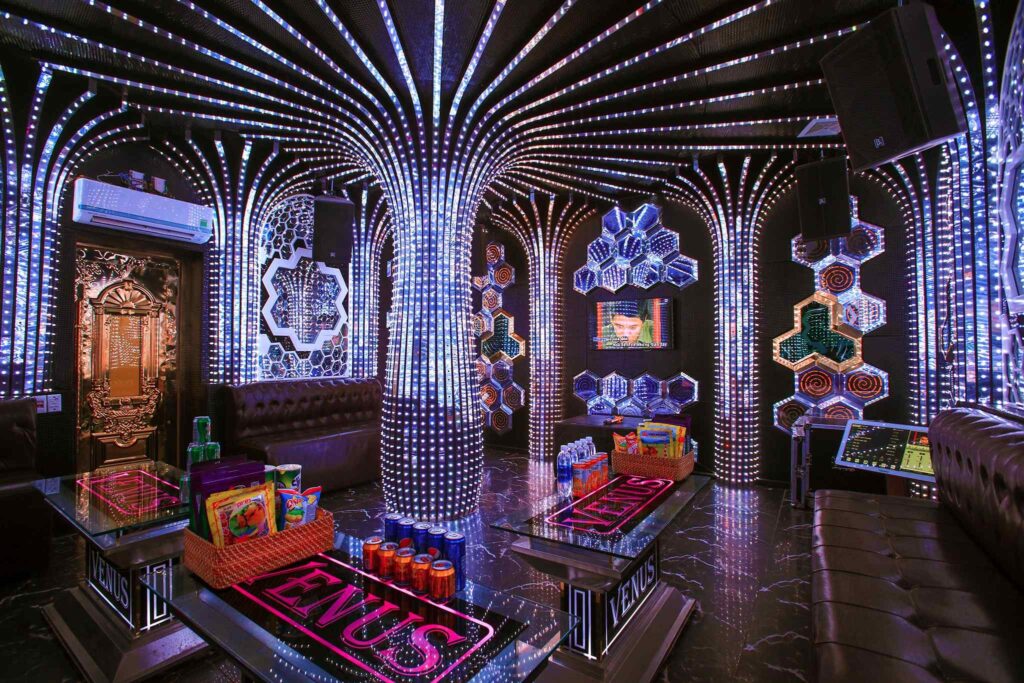 gia dich vu karaoke tai khach san Venus Tam dao