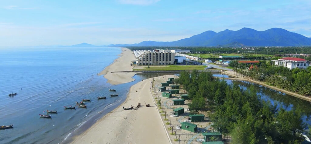review-hoa-nang-camping-beach-resort-hoa-tien-paradise-xuan-thanh-ha-tinh-3