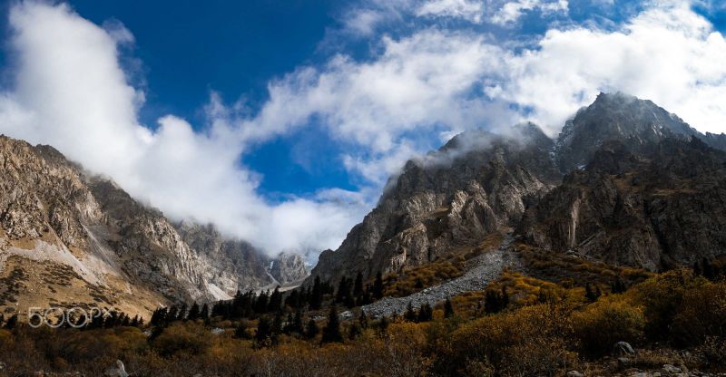 h%E1%BA%BBm n%C3%BAi