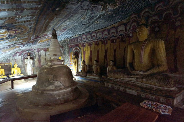 hang %C4%91%E1%BB%99ng Dambulla