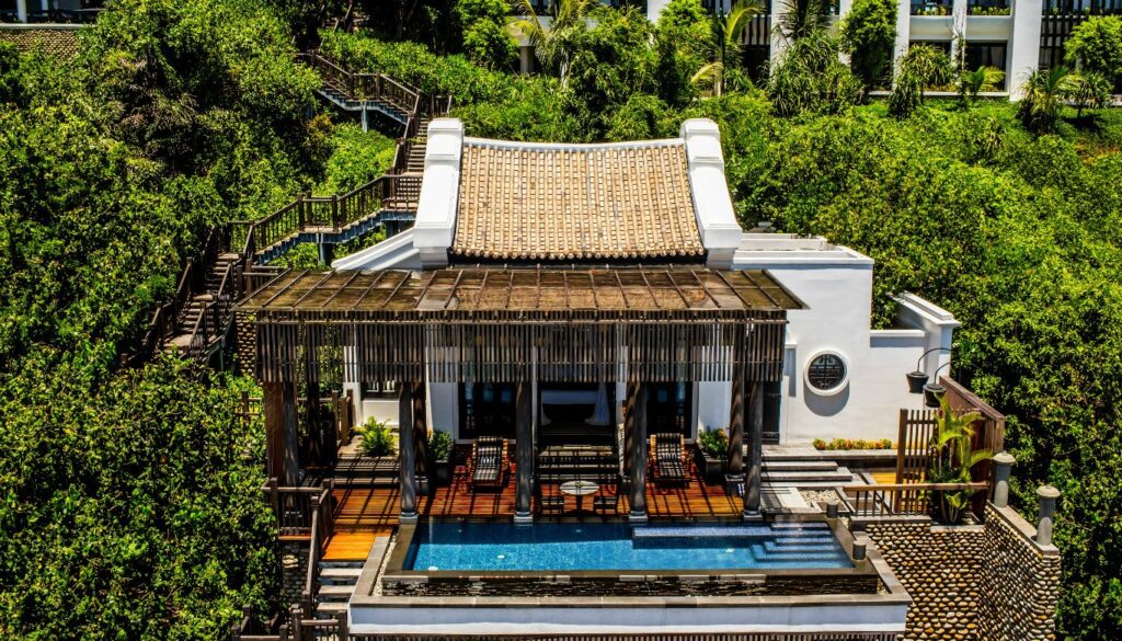biet-thu-2pn-huong-bien-intercontinental-da-nang-resort