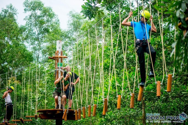 suoi-khoang-nong-thanh-tan-hue-co-gi