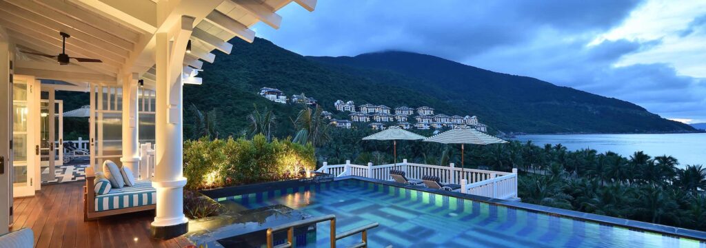gia-phong-khach-san-resort-da-nang-intercontinental