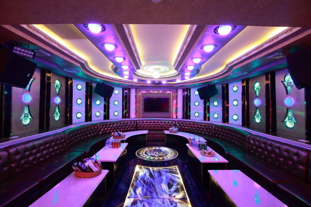 gia-phong-Gold-Coast-Hotel-Resort-&-Spa-11