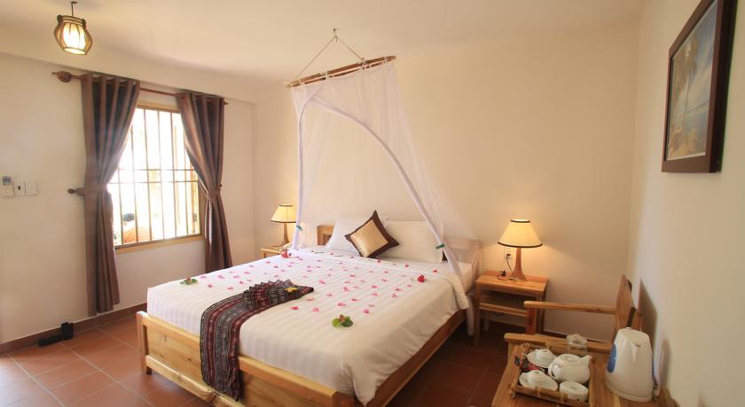 top-10-khach-san-resort-bai-dai-phu-quoc-38