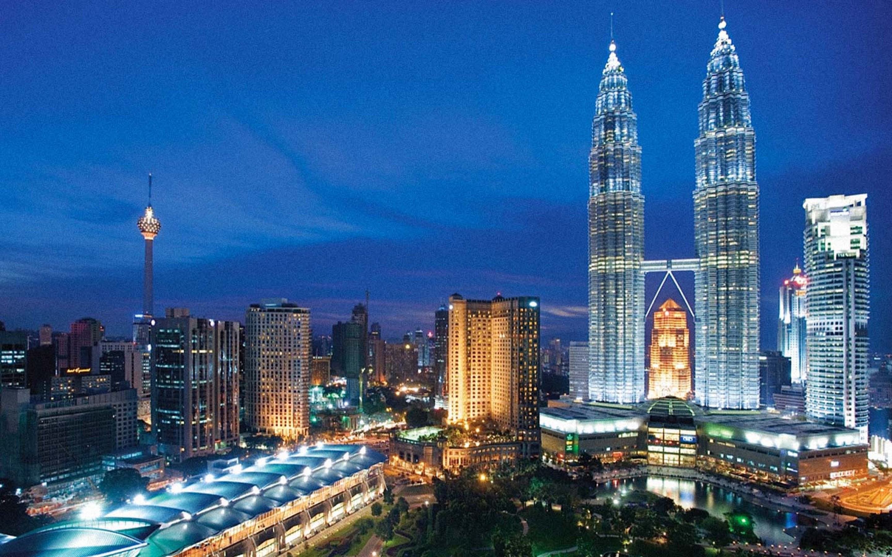 kuala lumpur petronas towers