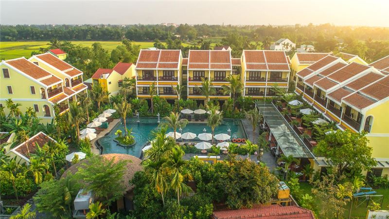 bang-gia-phong-tai-la-siesta-resort-spa-hoi-an-moi-nhat-nam-2025