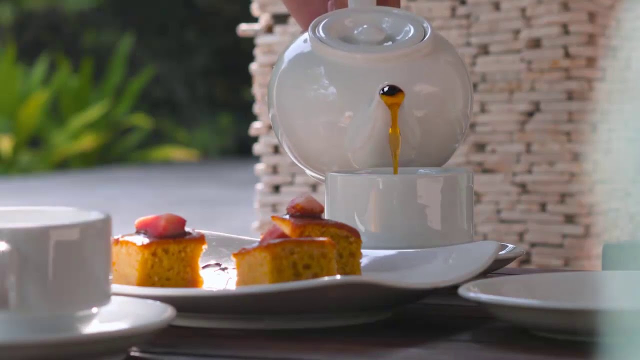 lalya-ninh-van-bay-cake