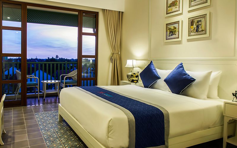 bang-gia-phong-tai-lantana-riverside-hoi-an-hotel-4-moi-nhat-nam-2025