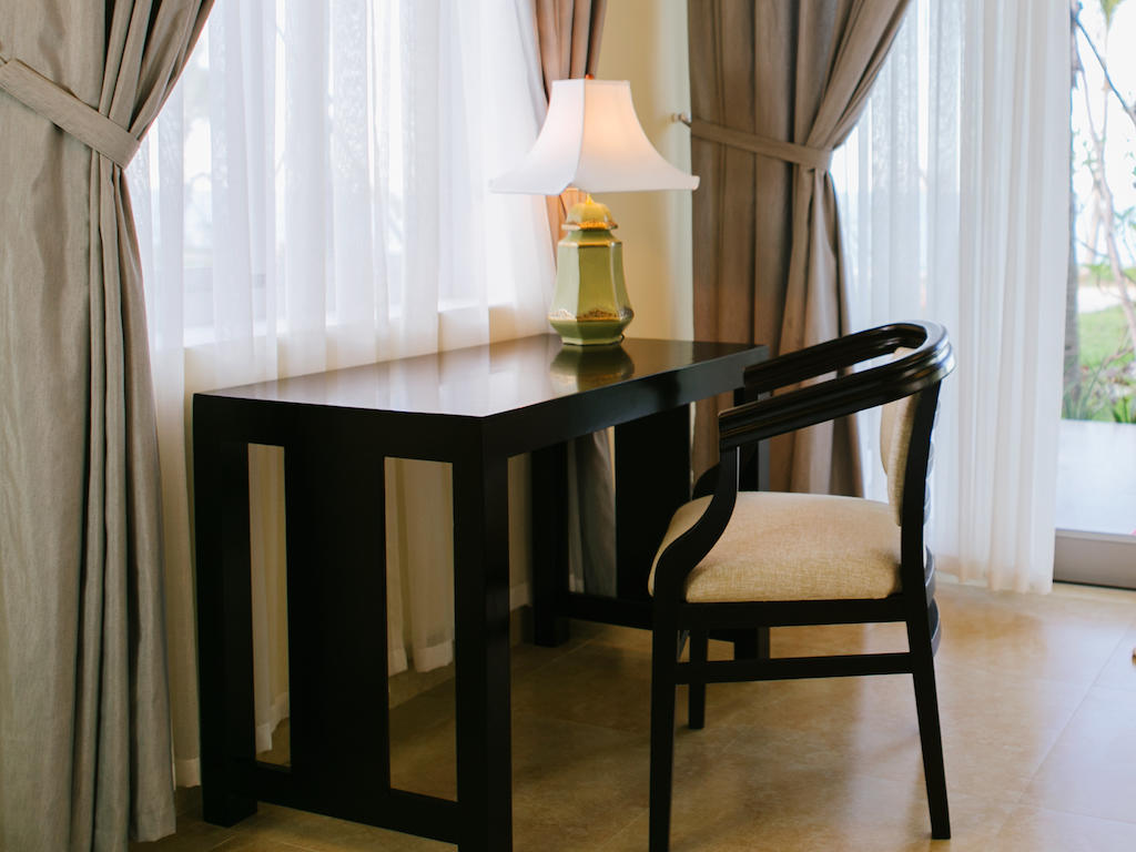 lang-co-beach-resort