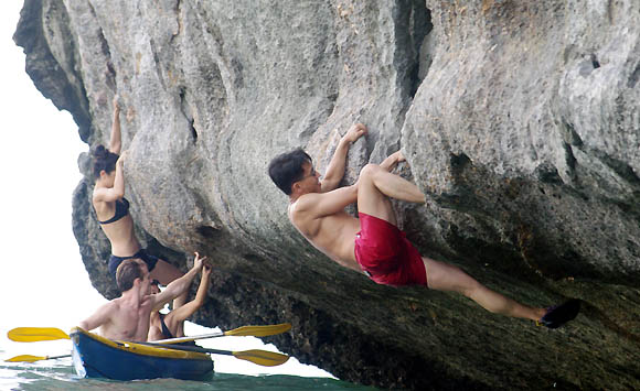 kinh-nghiem-du-lich-cat-ba-dia-diem-khach-san-resort-combo-tour-11