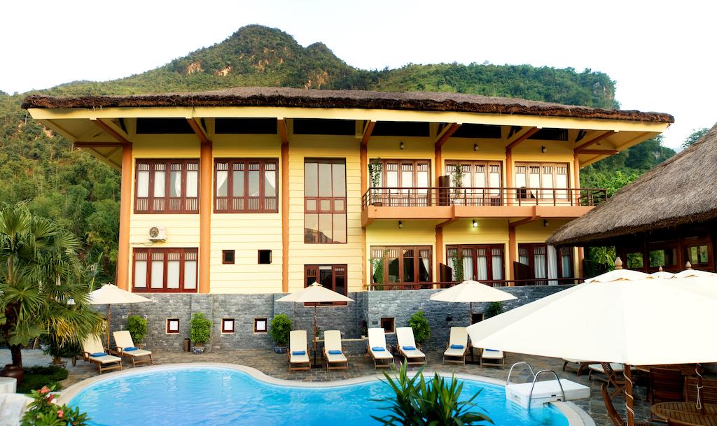 Toan-canh-be-boi-resort Toan-canh-be-boi-resort