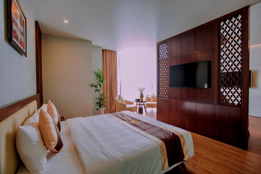 Luxury 6 Hotel