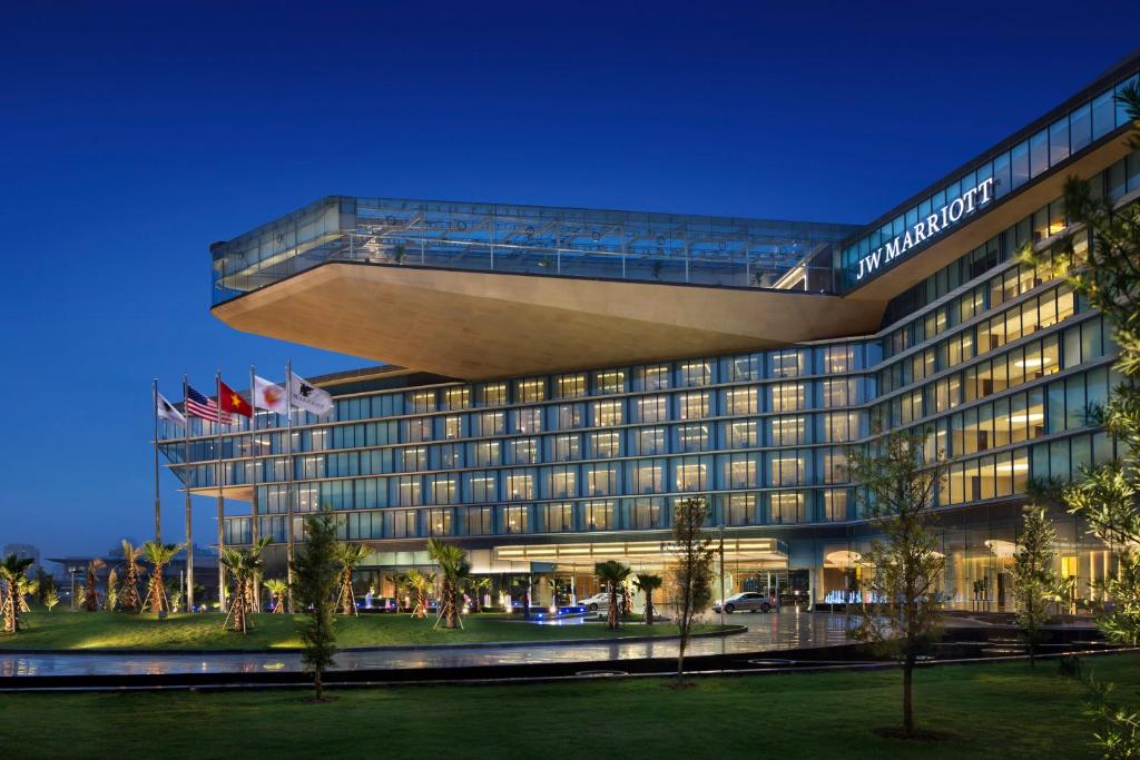 review-khach-san-jw-marriott-ha-noi-1