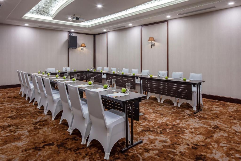 melia-vinpearl-da-nang-riverfront-Da-Nang