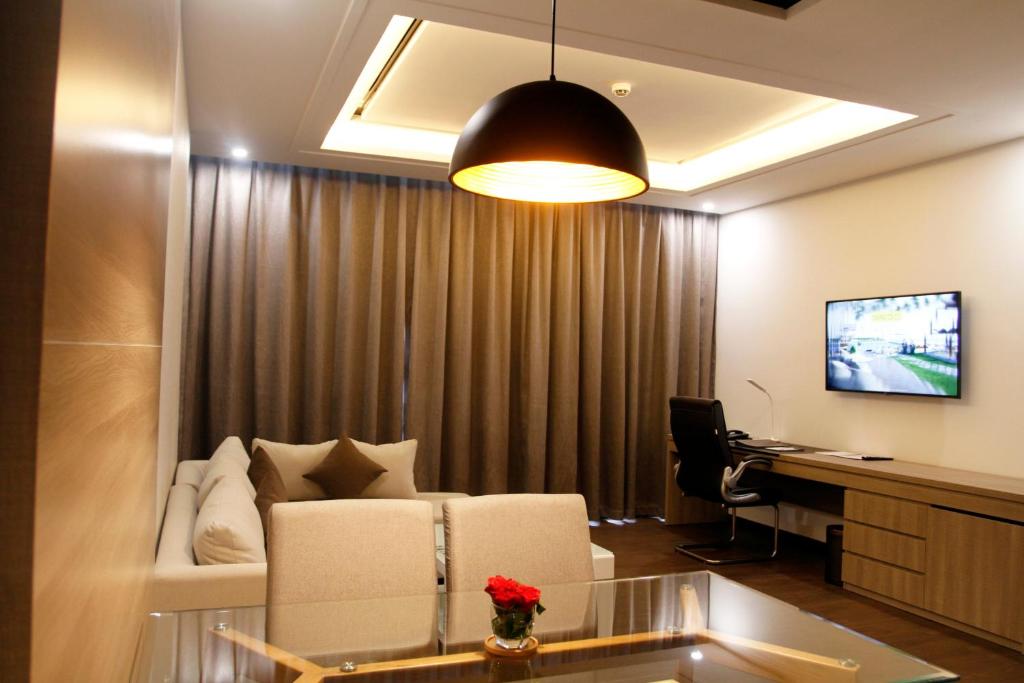 The Mira Central Park Hotel