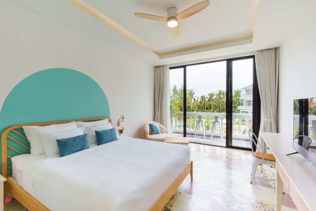Moodhoian Riverside Resort & Spa