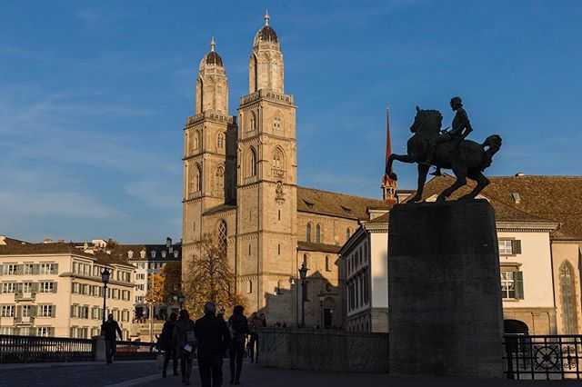 nh%C3%A0 th%E1%BB%9D Grossm%C3%BCnster