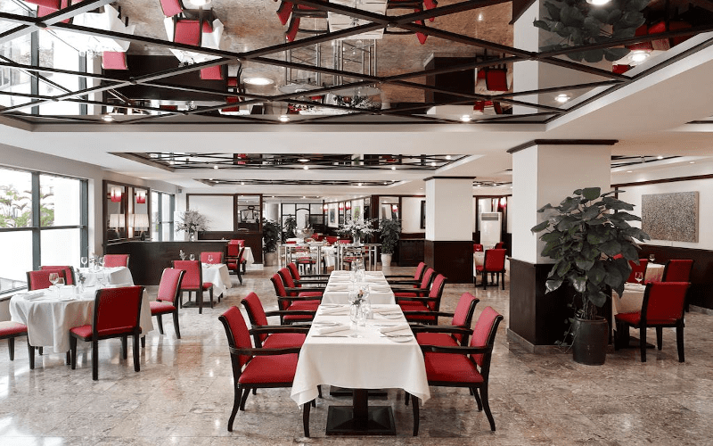 Review-khach-san-Hilton-Ha-Noi-Opera-3