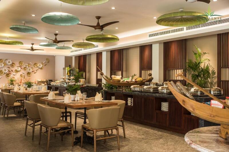 nha-hang-silk-sense-hoi-an-river-resort