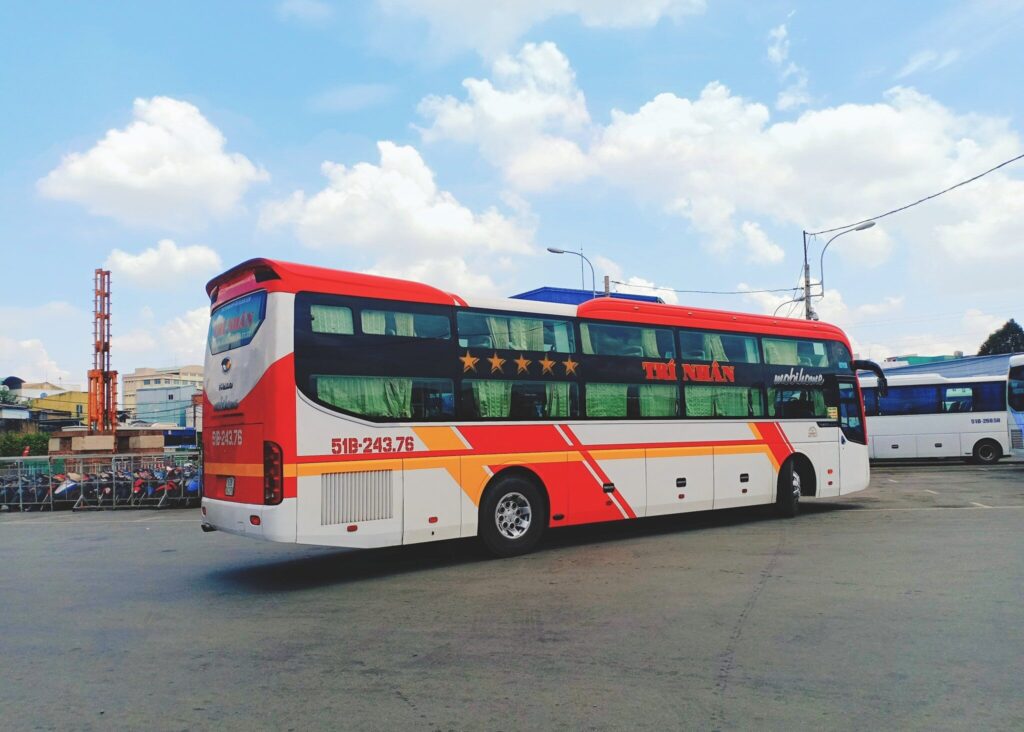 nha-xe-tri-nhan-limousine-sai-gon-di-can-tho-2
