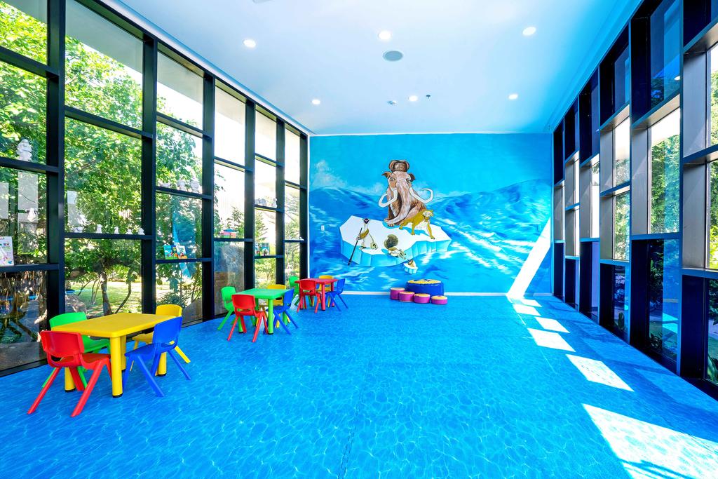 ocean-villa-beach-club-1