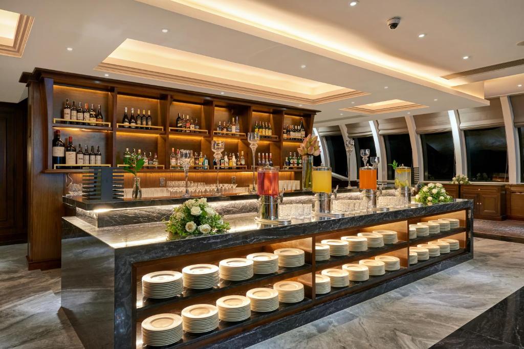 Paradise Suites Hotel