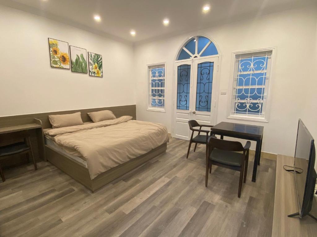 PARADISE HOME