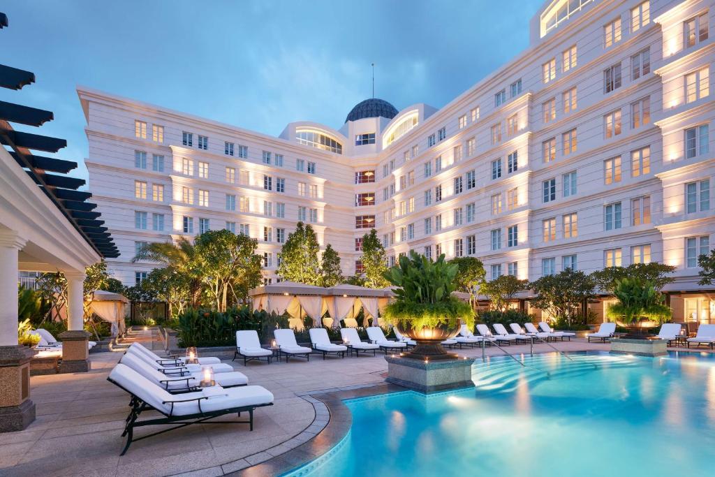 park-hyatt-saigon