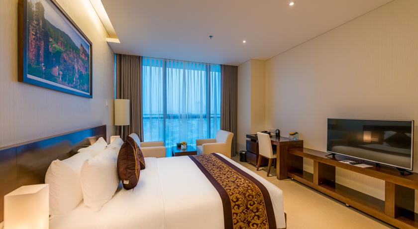 Review dịch vụ Grand Tourane Hotel Da Nang