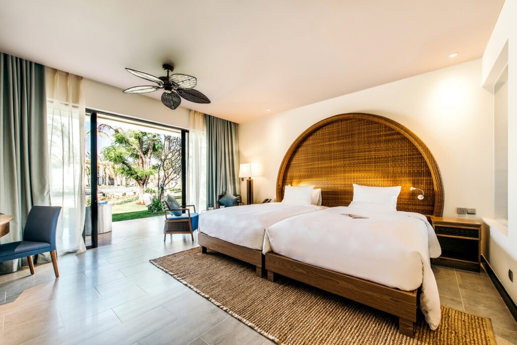top-10-khach-san-resort-tai-hon-thom-phu-quoc-20
