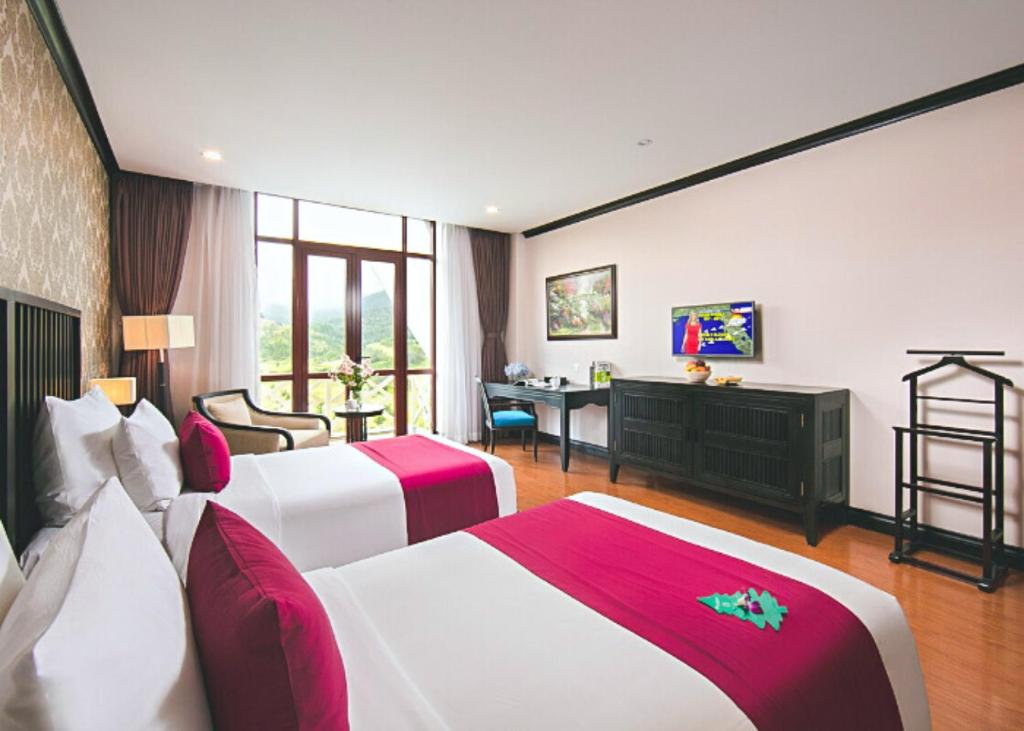 phong-nghi-Swiss-Belresort-Tuyen-Lam-1
