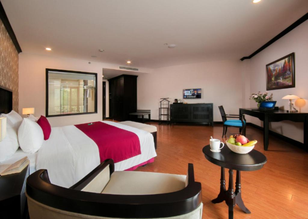 phong-nghi-Swiss-Belresort-Tuyen-Lam-2