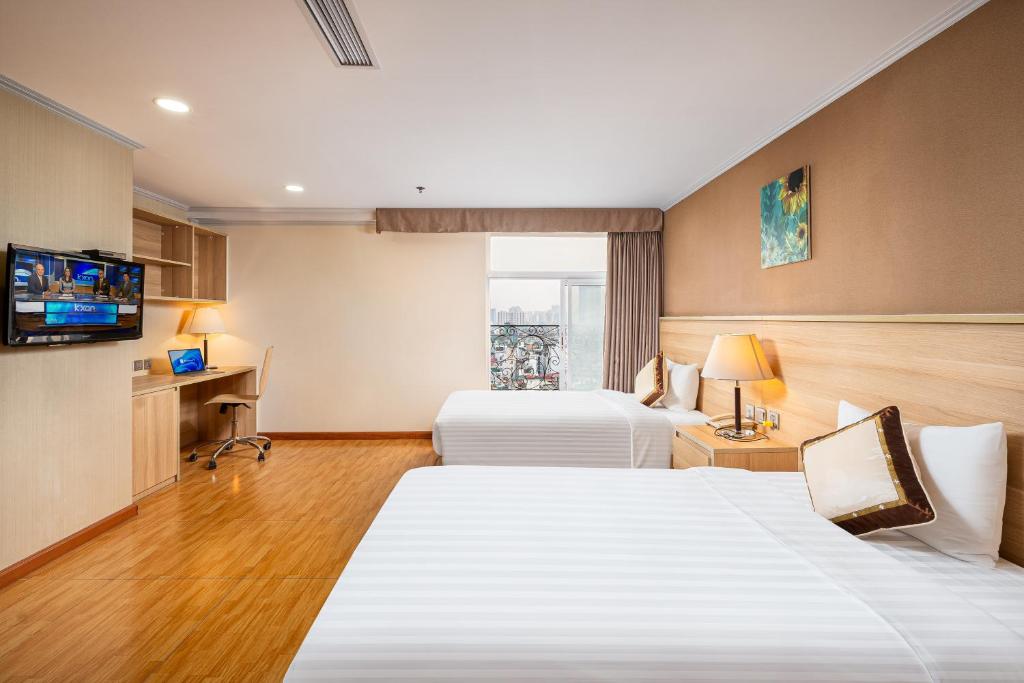 Review dịch vụ Super Candle Hotel Đội Cấn, Hà Nội