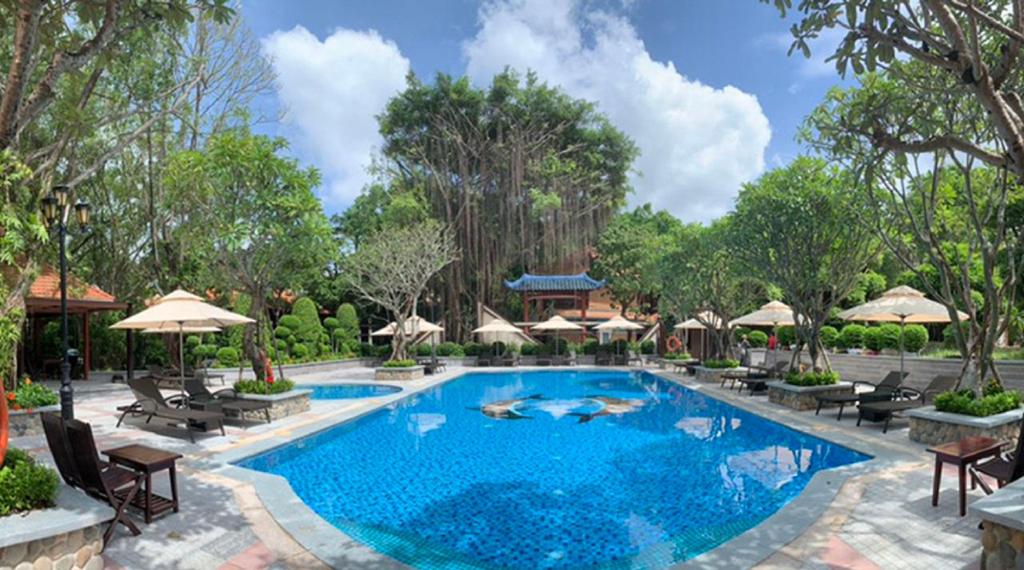 top-10-khach-san-resort-o-binh-duong-3-4-5-sao-26