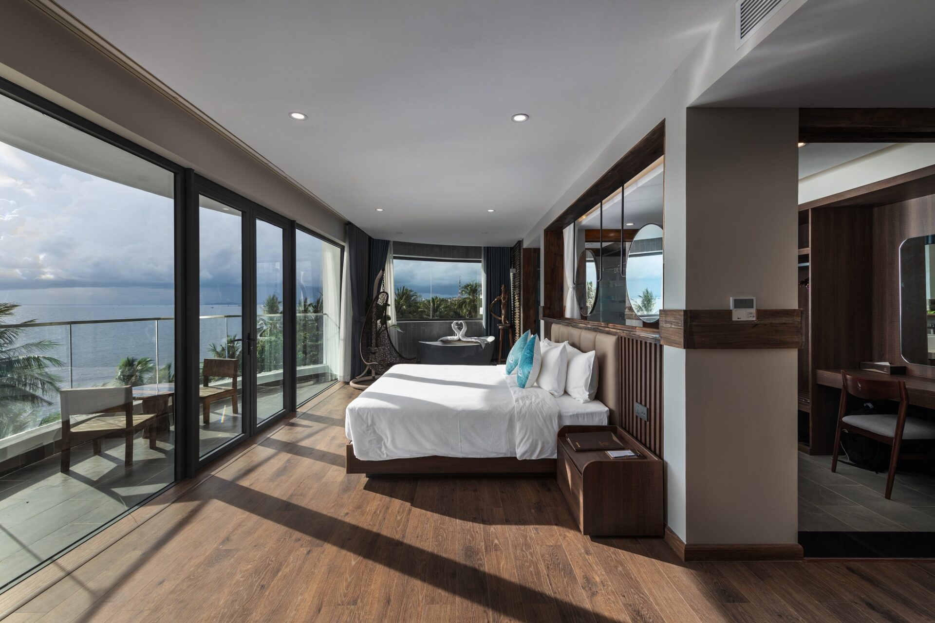 gia-phong-sunset-beach-resort-spa-phu-quoc-8