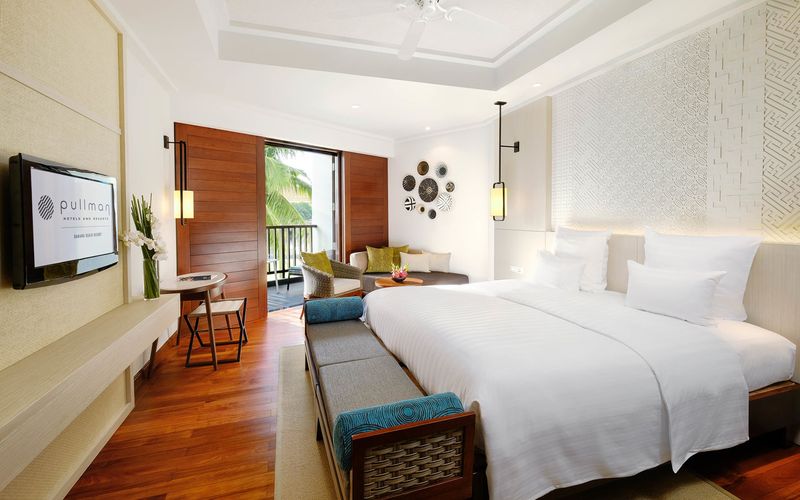 review-khach-san-pullman-da-nang-beach-resort-6