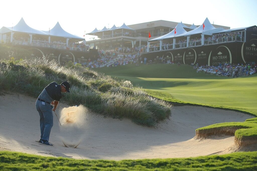 putting-greens-golf-course-ho-tram