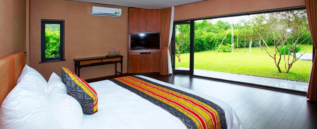 gia-phong-khach-san-vinpearl-luxury-nha-trang