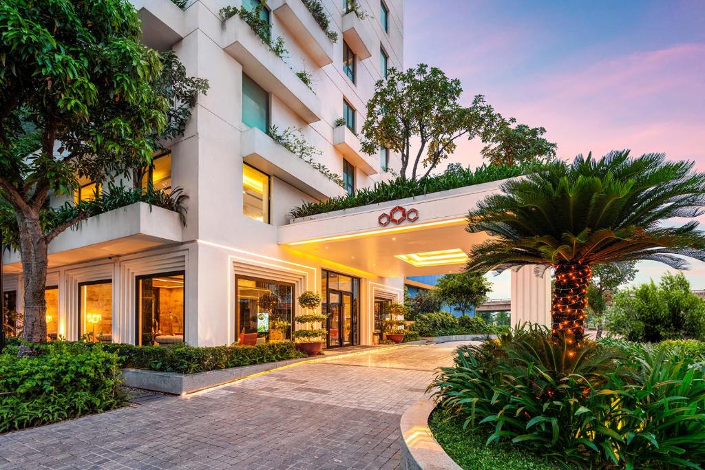 Ravatel Luxury Hotel Bac Giang