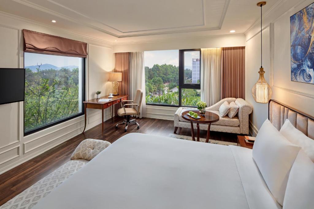 Ravatel Luxury Hotel Bac Giang