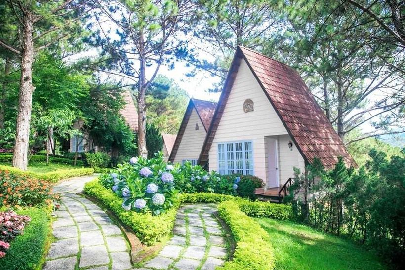 top-10-khach-san-resort-quanh-ho-tuyen-lam-da-lat-13