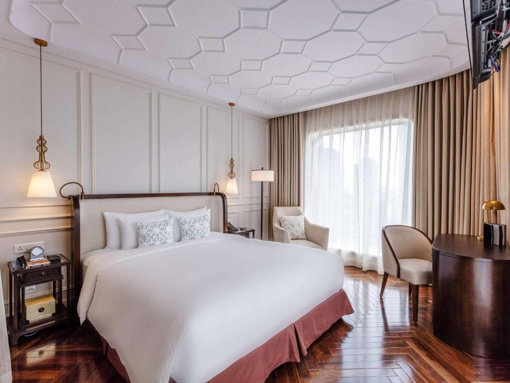 review-chi-tiet-ve-dich-vu-tien-ich-noi-bat-cua-hotel-des-arts-saigon 6