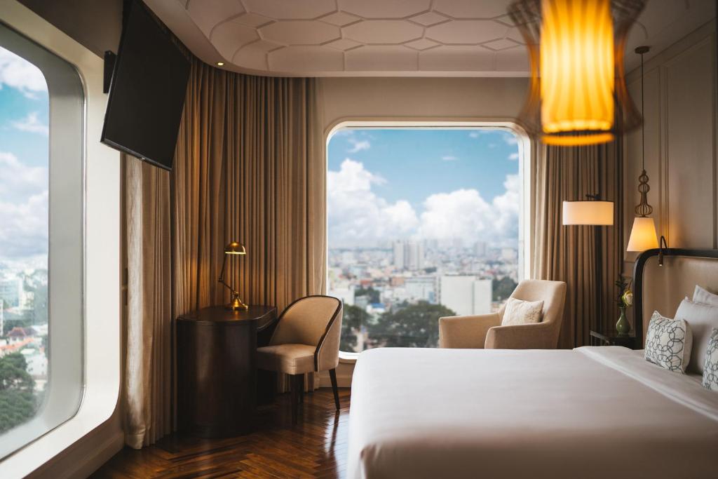 review-chi-tiet-ve-dich-vu-tien-ich-noi-bat-cua-hotel-des-arts-saigon9