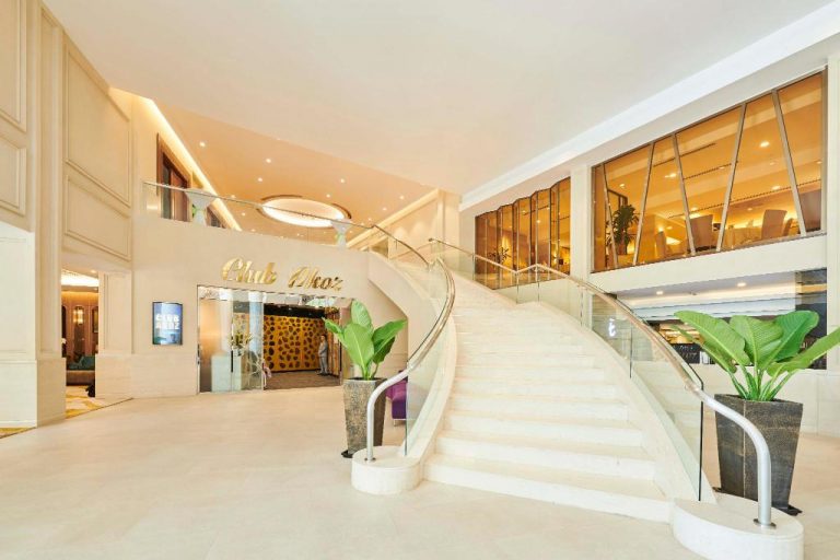 review-eastin-grand-hotel-sai-gon-2