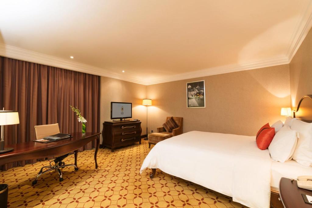 review-eastin-grand-hotel-sai-gon-7