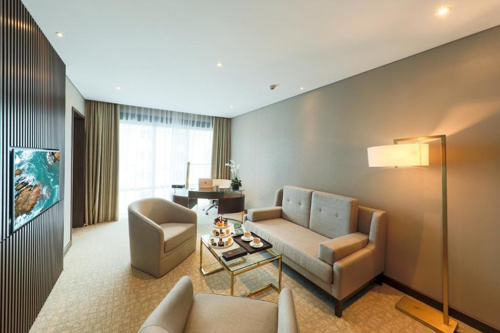 review-grand-vista-hanoi-hotel-khach-san-chuan-5-sao