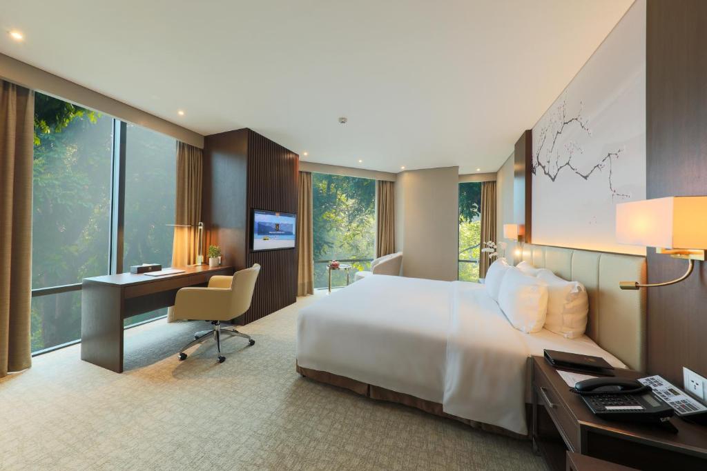 review-grand-vista-hanoi-hotel-khach-san-chuan-5-sao